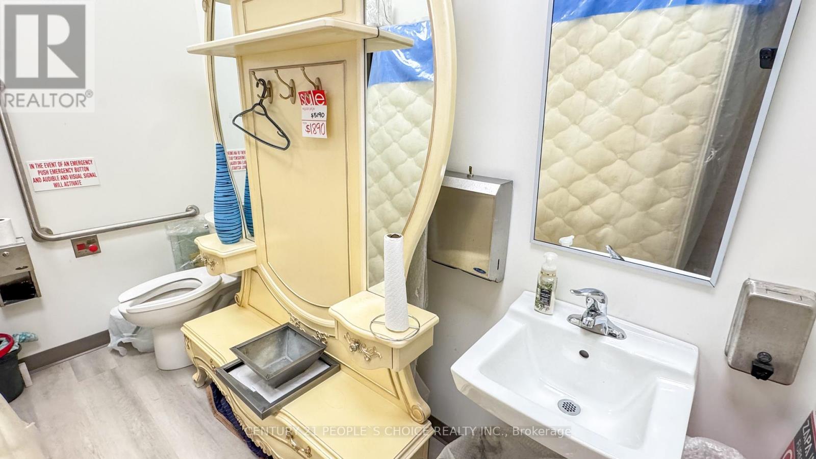 2 - 156 Chrislea Road, Vaughan, Ontario  L4L 8V1 - Photo 14 - N12674692