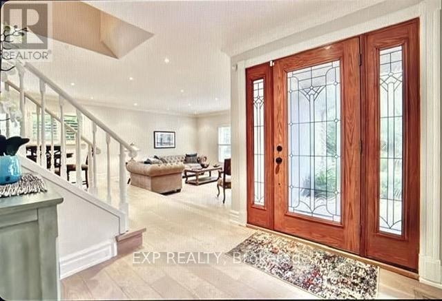 2198 Highriver Court, Mississauga, Ontario  L5H 3K4 - Photo 8 - W12639738