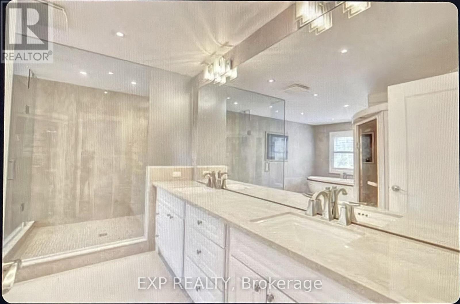 2198 Highriver Court, Mississauga, Ontario  L5H 3K4 - Photo 15 - W12639738