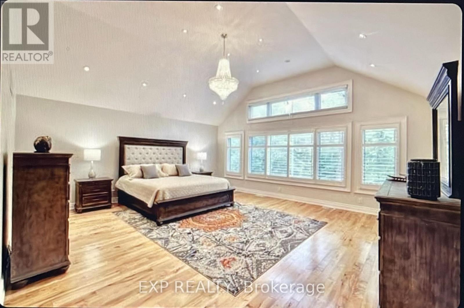 2198 Highriver Court, Mississauga, Ontario  L5H 3K4 - Photo 9 - W12639738