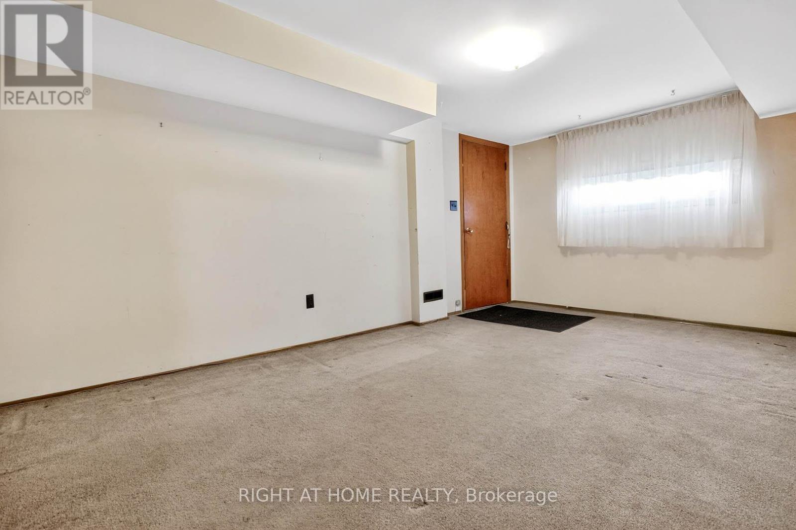 7524 Wrenwood Crescent, Mississauga, Ontario  L4T 2V7 - Photo 26 - W12674688