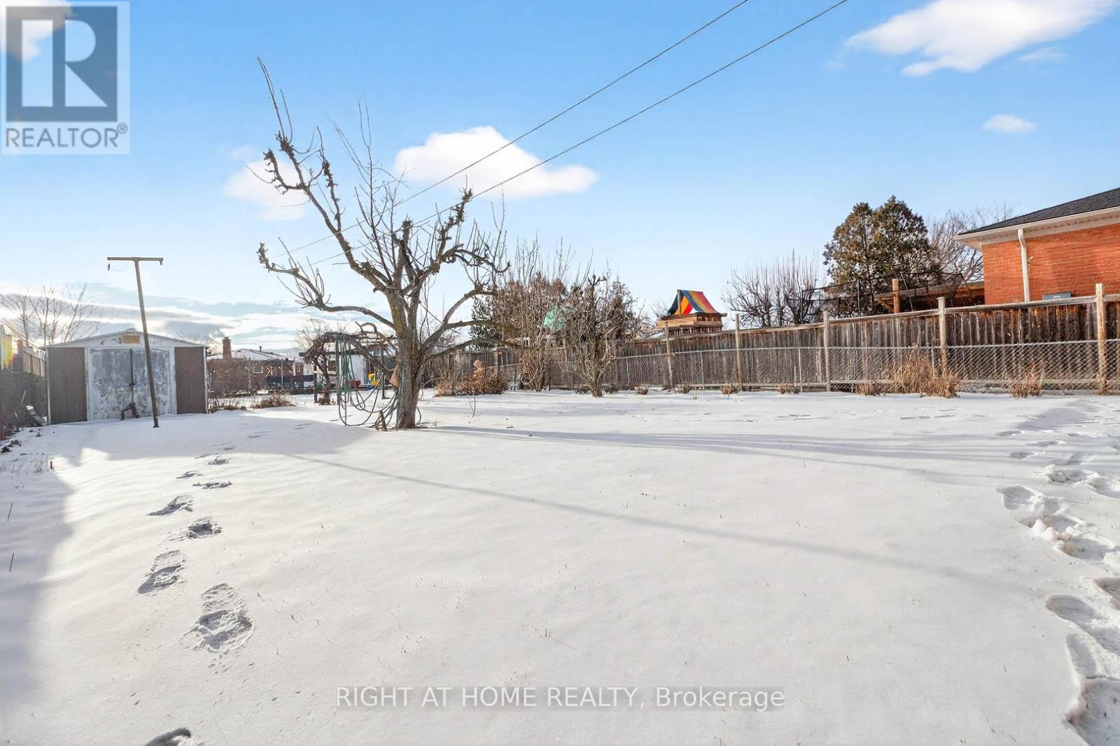 7524 Wrenwood Crescent, Mississauga, Ontario  L4T 2V7 - Photo 31 - W12674688