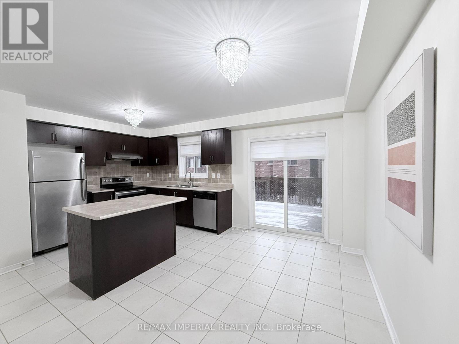 69 - 2178 Fiddlers Way, Oakville, Ontario  L6M 0L5 - Photo 6 - W12674714