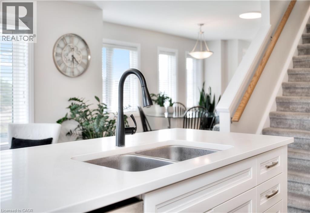 41 Sportsman Hill Street, Kitchener, Ontario  N2P 0J4 - Photo 37 - 40792762