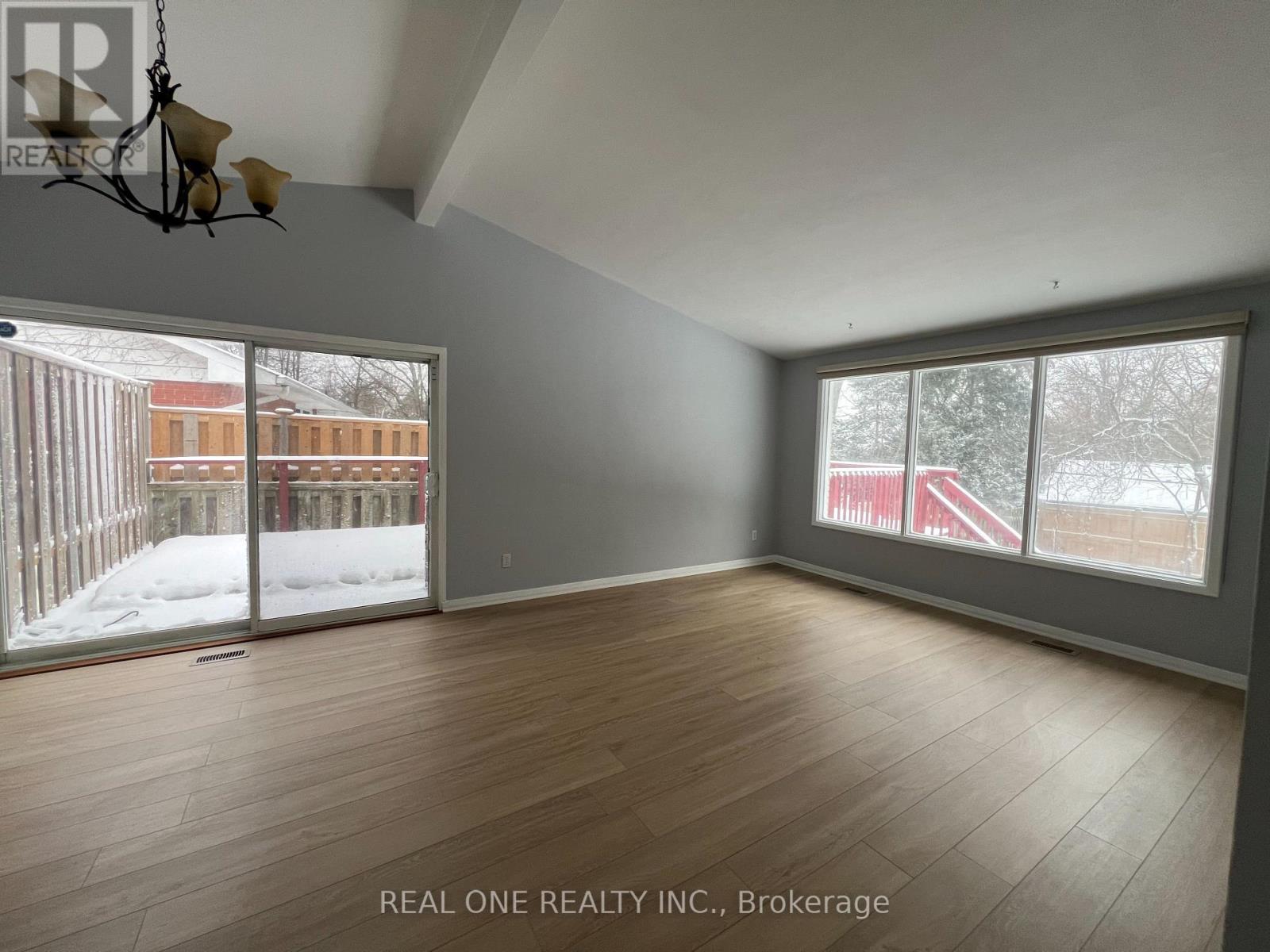 566 Middlewoods Drive, London North, Ontario  N6G 1W4 - Photo 12 - X12674716