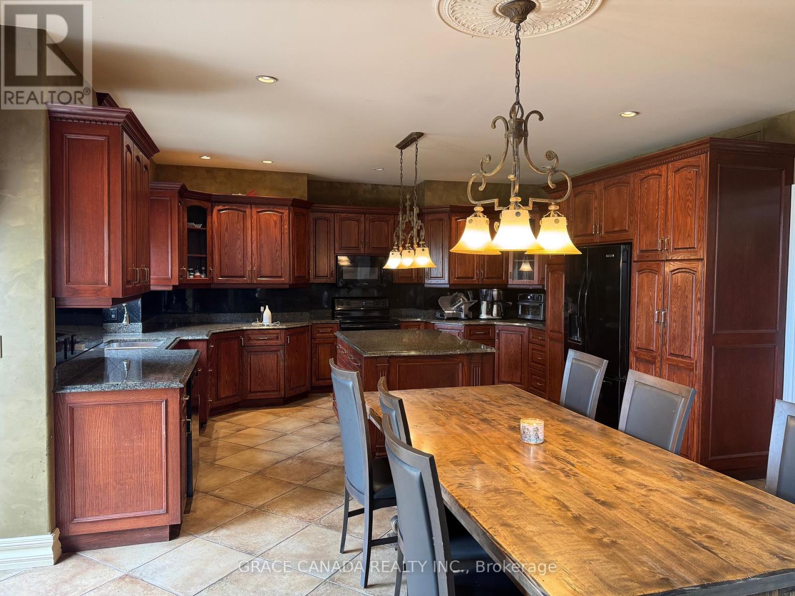 1585 Stoneybrook Crescent, Windsor, Ontario  N9G 2Z4 - Photo 27 - X12674728