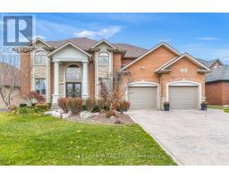 1585 STONEYBROOK CRESCENT, Windsor, Ontario