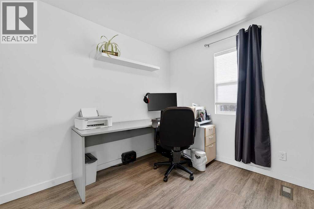 1305 20 Avenue, Coaldale, Alberta  T1M 1A2 - Photo 10 - A2276153