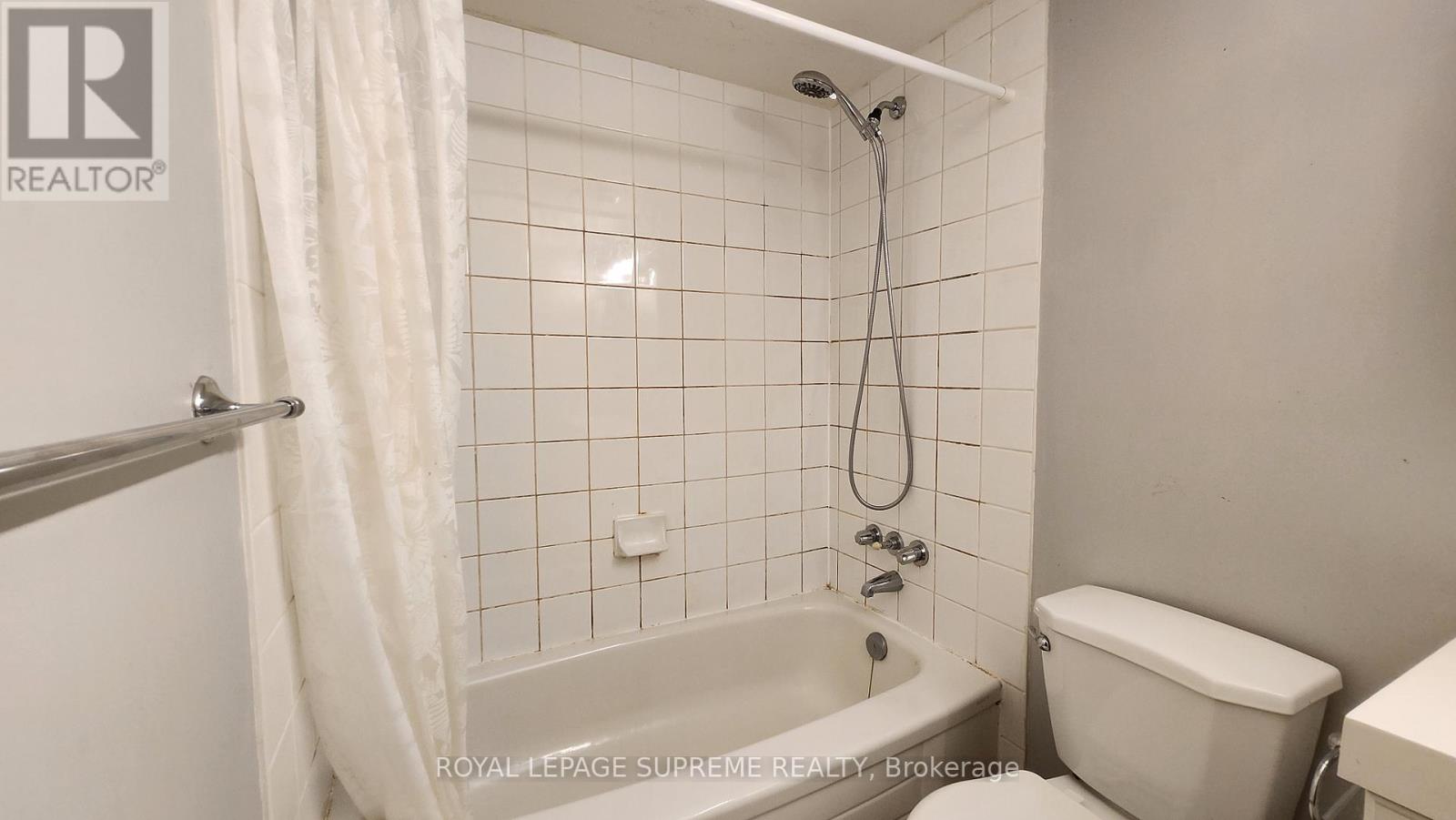 808 - 633 Bay Street, Toronto, Ontario  M5G 2G4 - Photo 13 - C12674738
