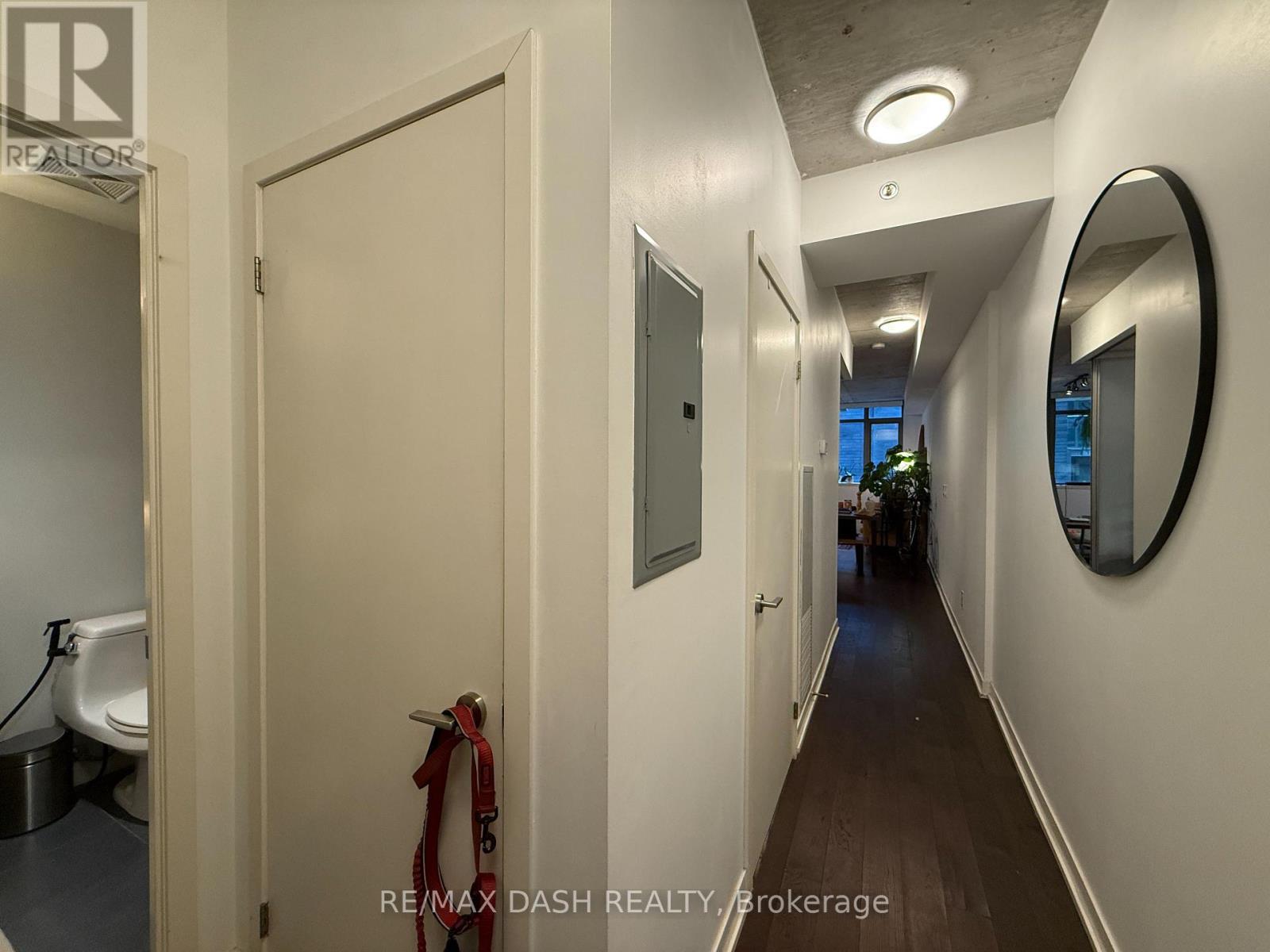 210 - 8 Gladstone Avenue, Toronto, Ontario  M6J 3K6 - Photo 5 - C12674760