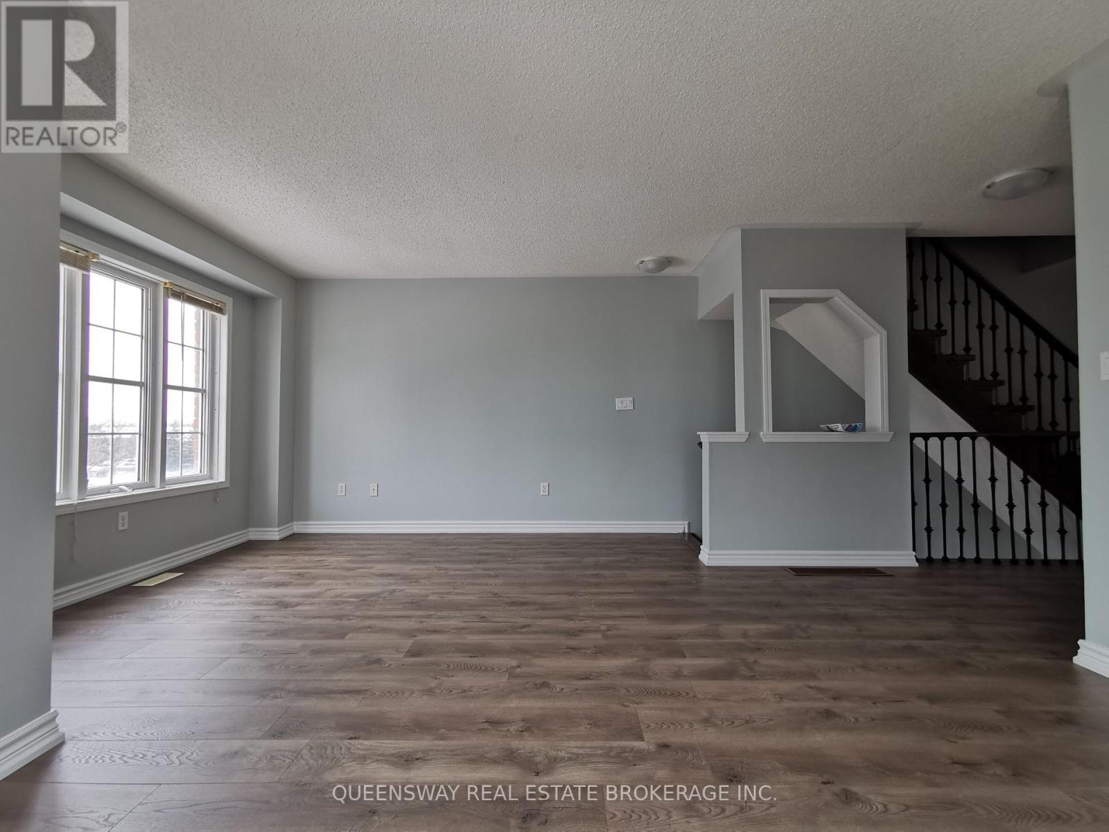 20 Woltner Way, Markham, Ontario  L3R 5Y7 - Photo 6 - N12674736