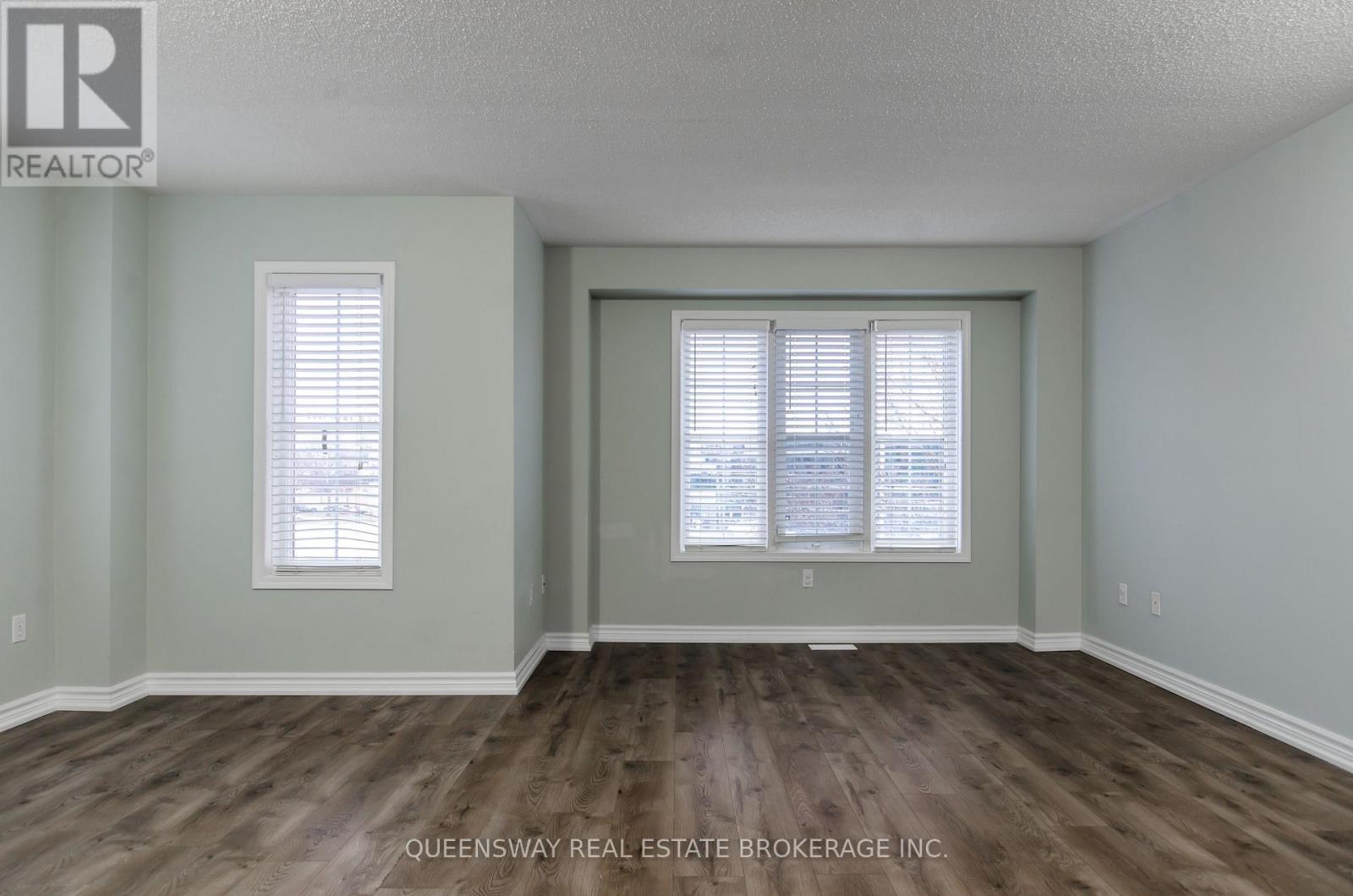 20 Woltner Way, Markham, Ontario  L3R 5Y7 - Photo 8 - N12674736