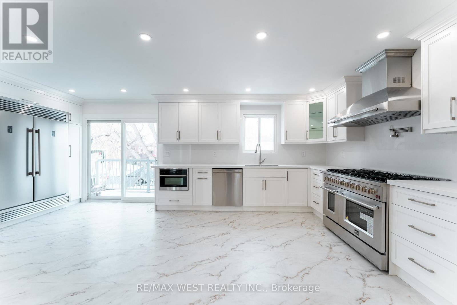 188 Misty Meadow Drive, Vaughan, Ontario  L4L 3V7 - Photo 13 - N12674746