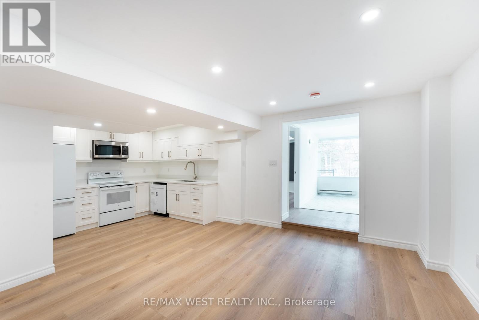 188 Misty Meadow Drive, Vaughan, Ontario  L4L 3V7 - Photo 38 - N12674746