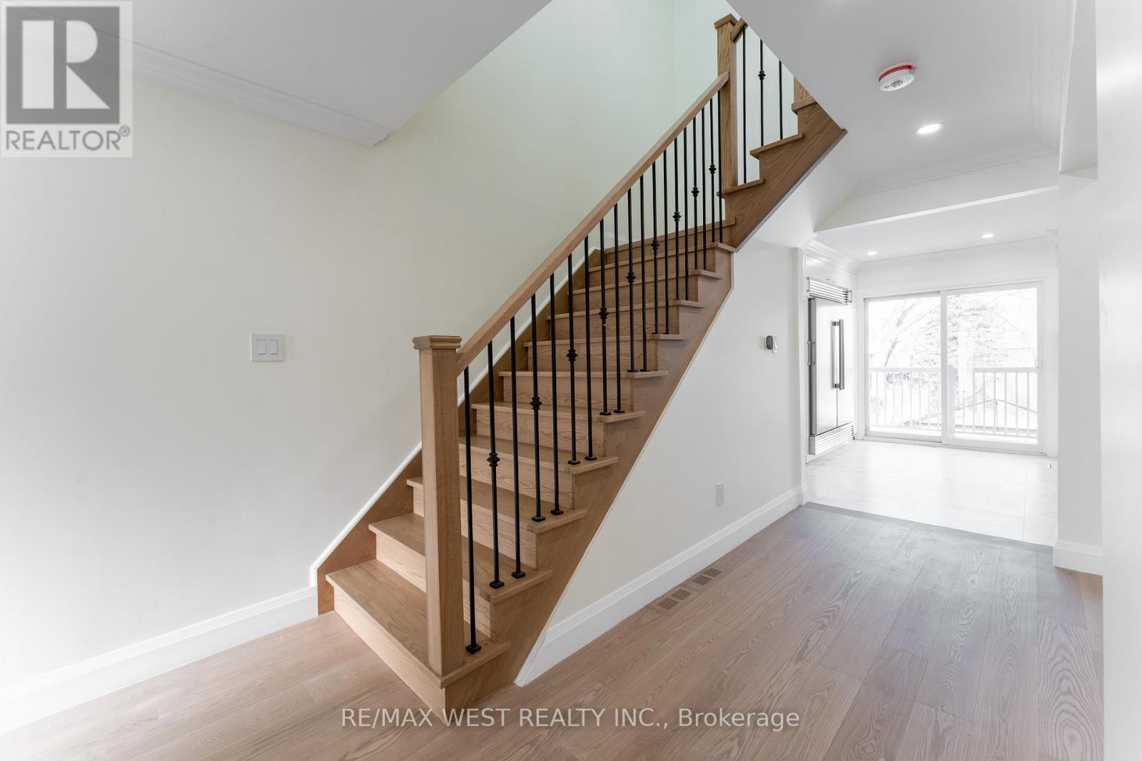 188 Misty Meadow Drive, Vaughan, Ontario  L4L 3V7 - Photo 6 - N12674746