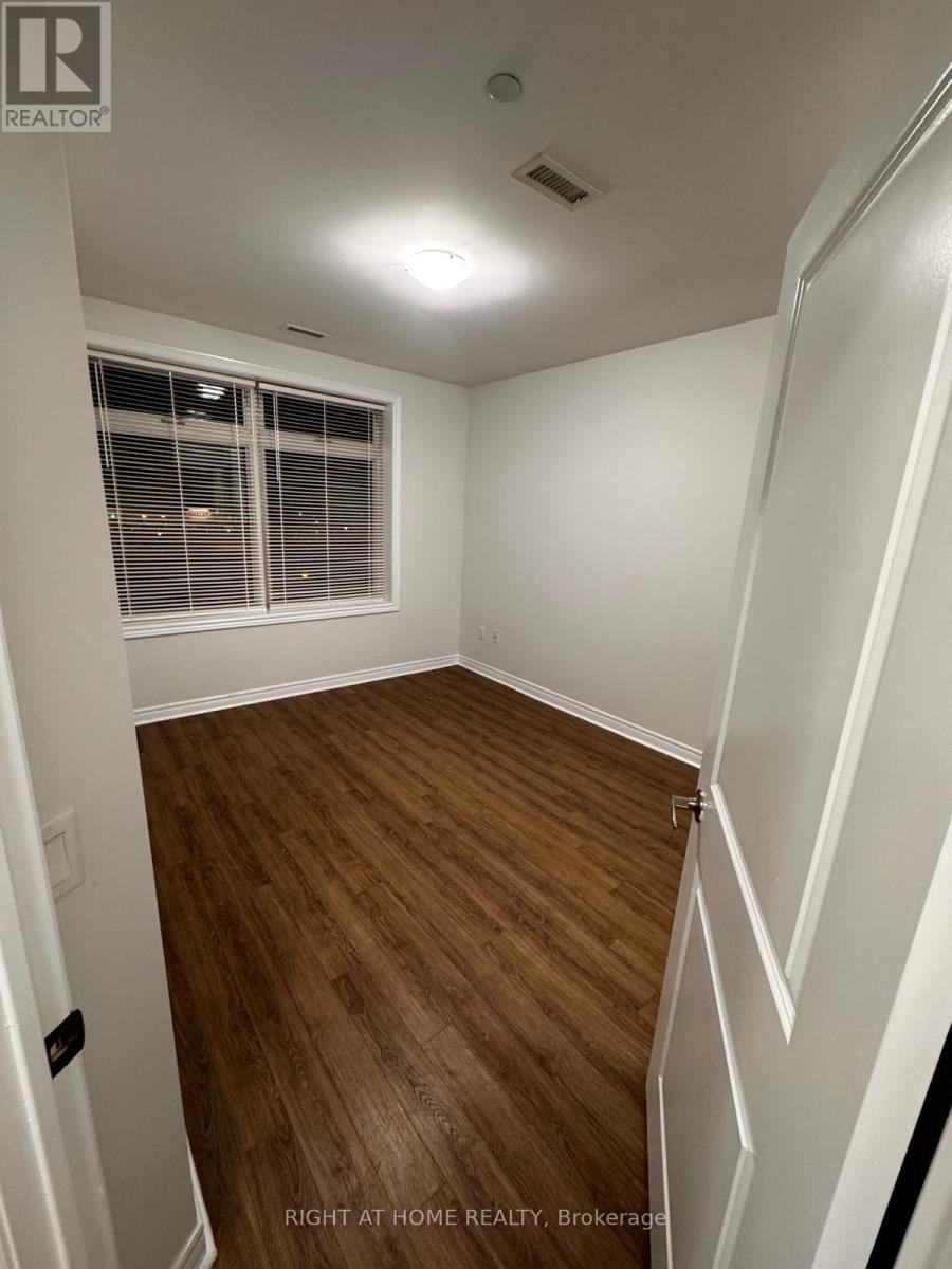 520 - 39 New Delhi Drive E, Markham, Ontario  L3S 0E1 - Photo 3 - N12674754