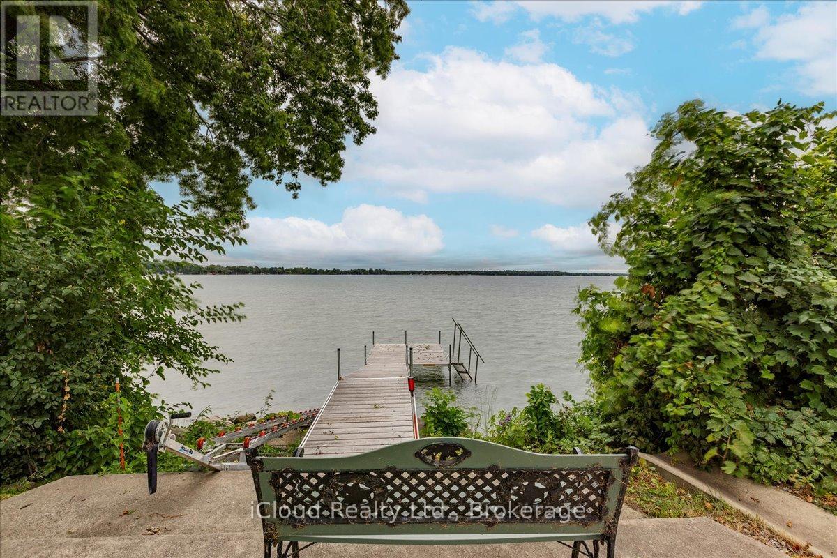 3 Davy Point Circle, Georgina, Ontario  L4P 3H1 - Photo 31 - N12674762