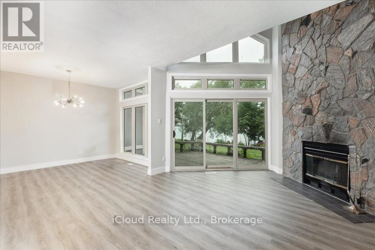 3 Davy Point Circle, Georgina, Ontario  L4P 3H1 - Photo 5 - N12674762