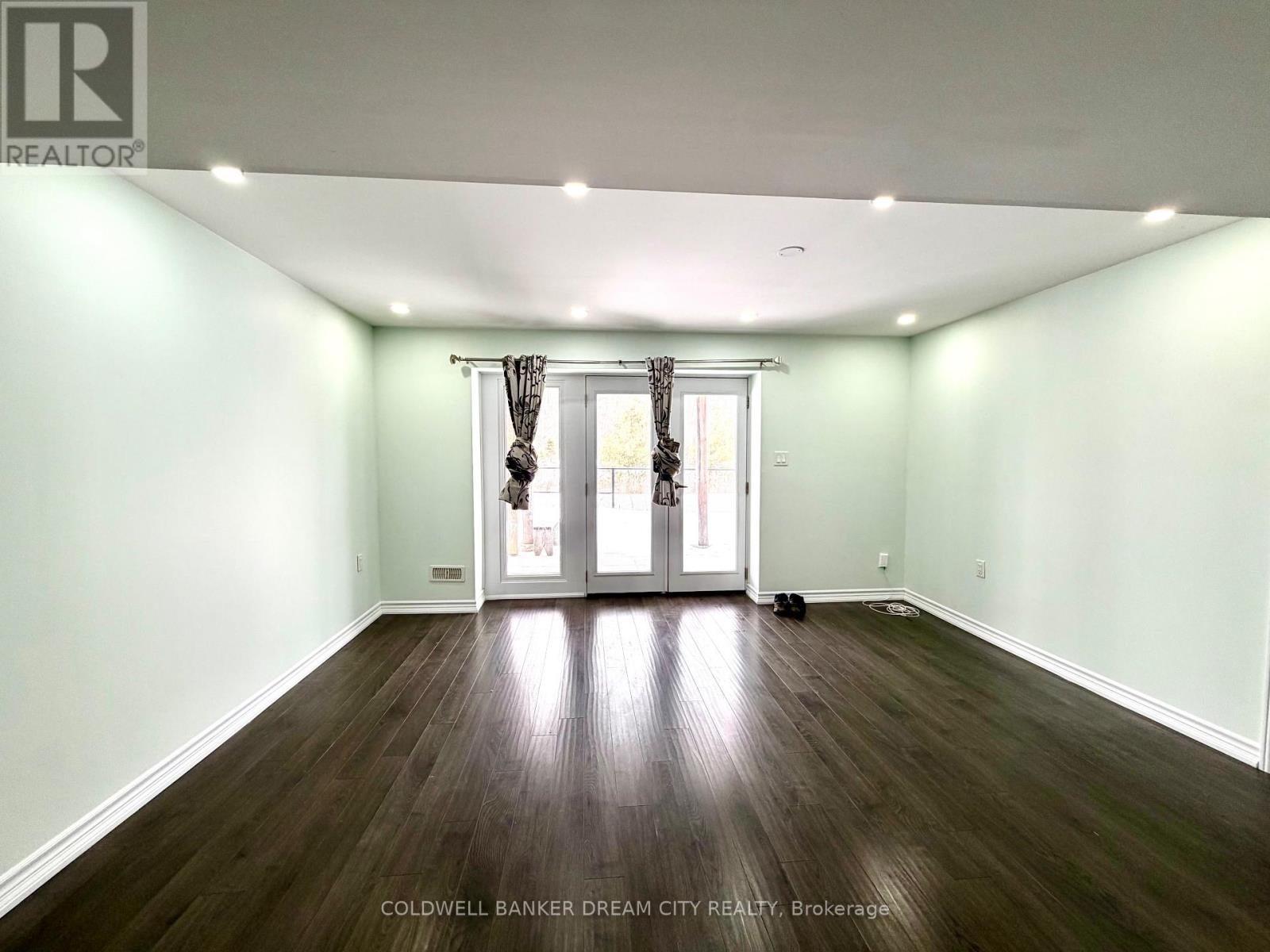 44 Mincing Trail, Brampton, Ontario  L7A 4T3 - Photo 1 - W12651836