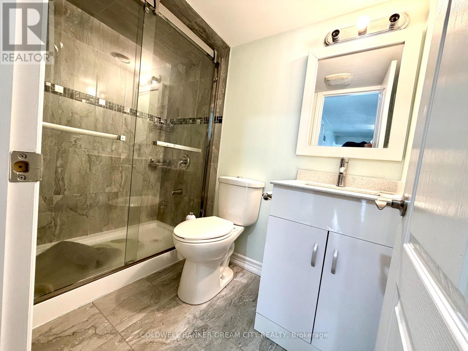 44 Mincing Trail, Brampton, Ontario  L7A 4T3 - Photo 9 - W12651836