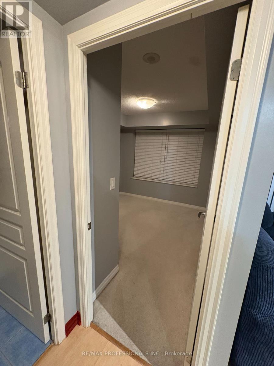 610 - 1403 Royal York Road, Toronto, Ontario  M9P 0A1 - Photo 16 - W12664236