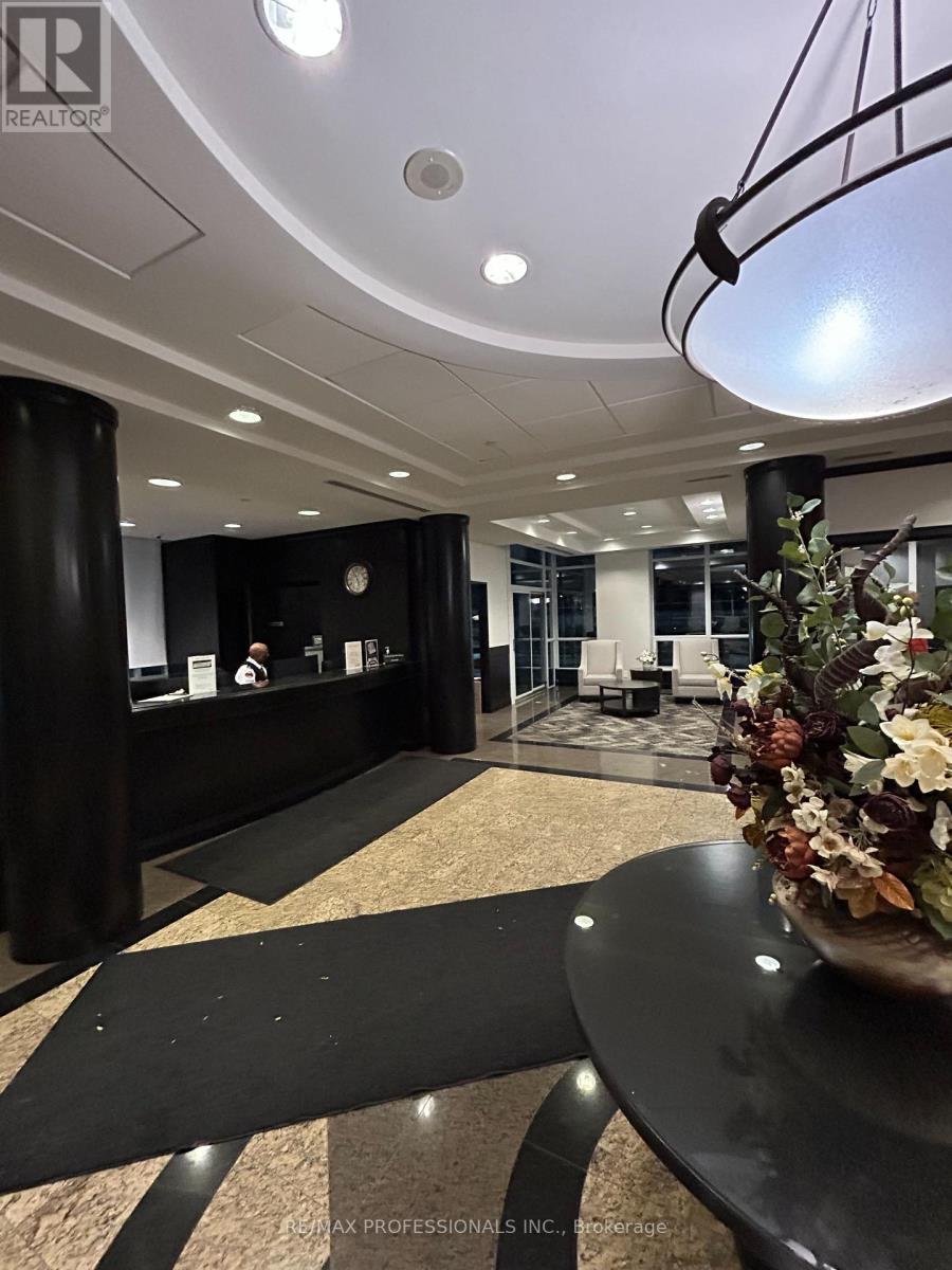 610 - 1403 Royal York Road, Toronto, Ontario  M9P 0A1 - Photo 3 - W12664236