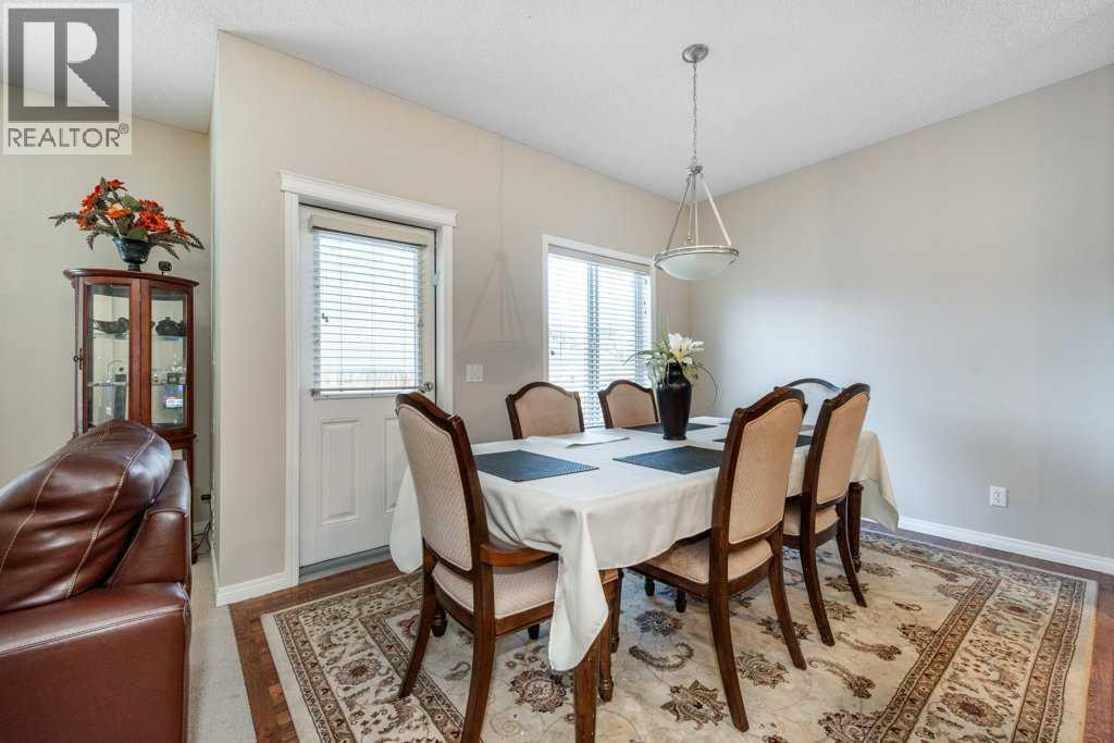 1119 Panamount Boulevard Nw, Calgary, Alberta  T3K 0J7 - Photo 10 - A2275917