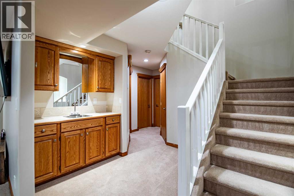 114 Alberts Close, Red Deer, Alberta  T4R 3J8 - Photo 26 - A2276421