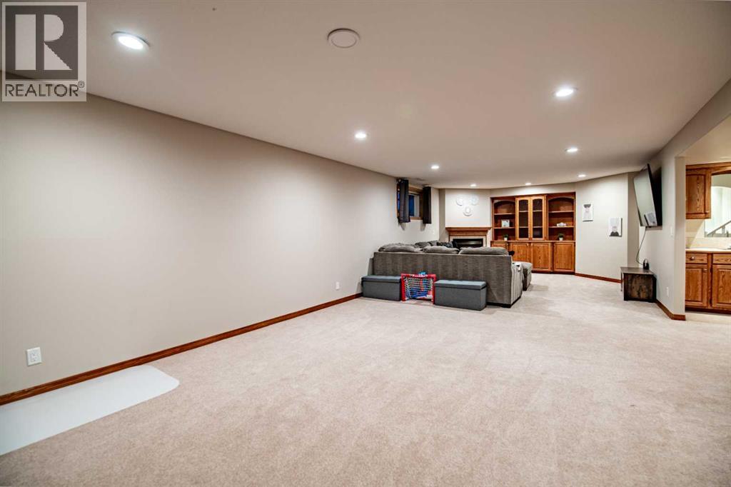 114 Alberts Close, Red Deer, Alberta  T4R 3J8 - Photo 21 - A2276421