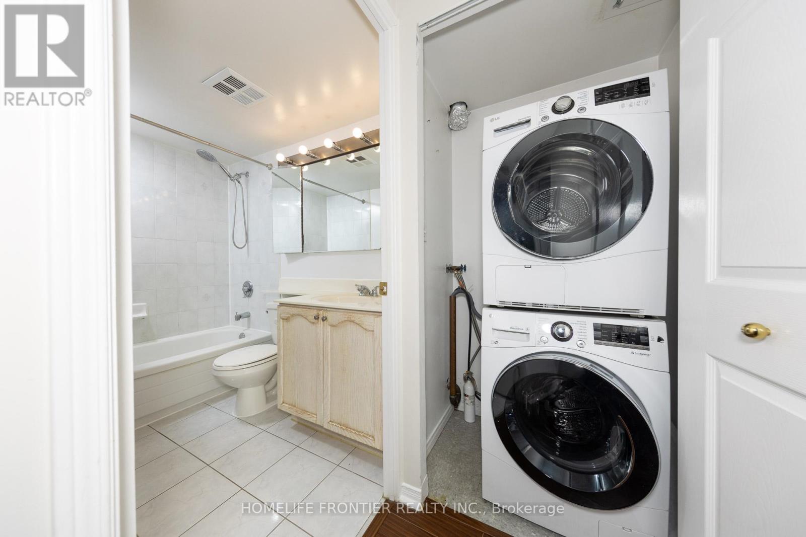 1008 - 29 Pemberton Avenue, Toronto, Ontario  M2M 4L5 - Photo 17 - C12529638