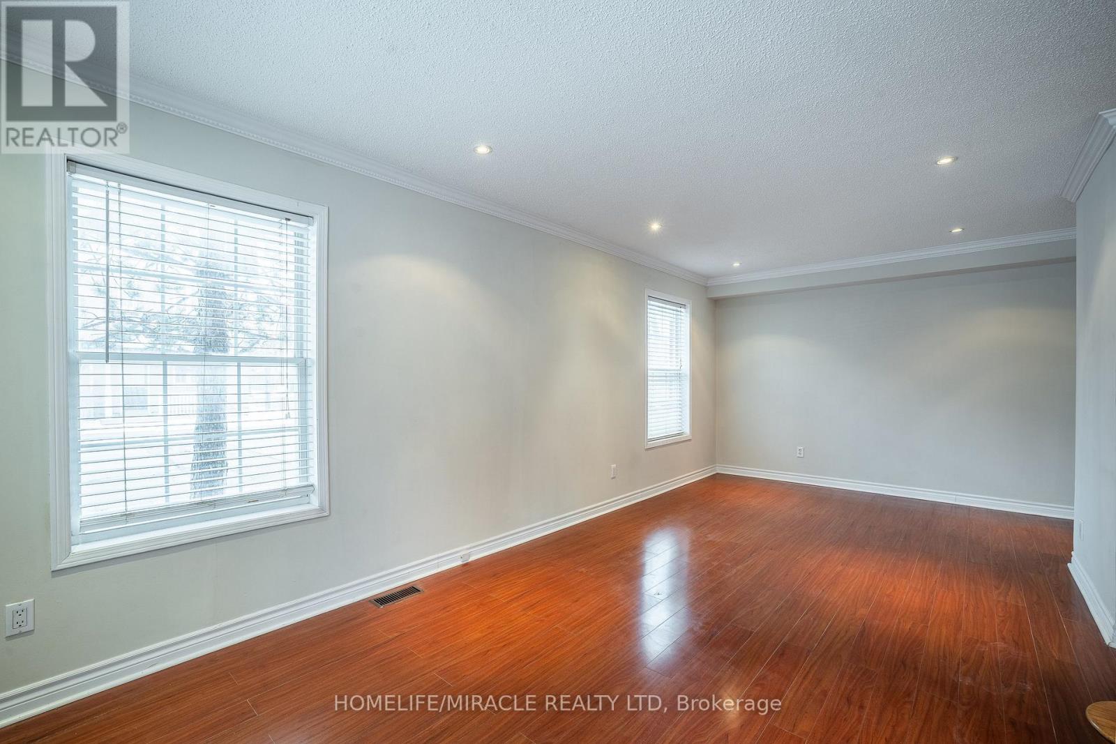 8 - 6860 Meadowvale Town Centre Circle, Mississauga, Ontario  L5N 7T4 - Photo 9 - W12673772