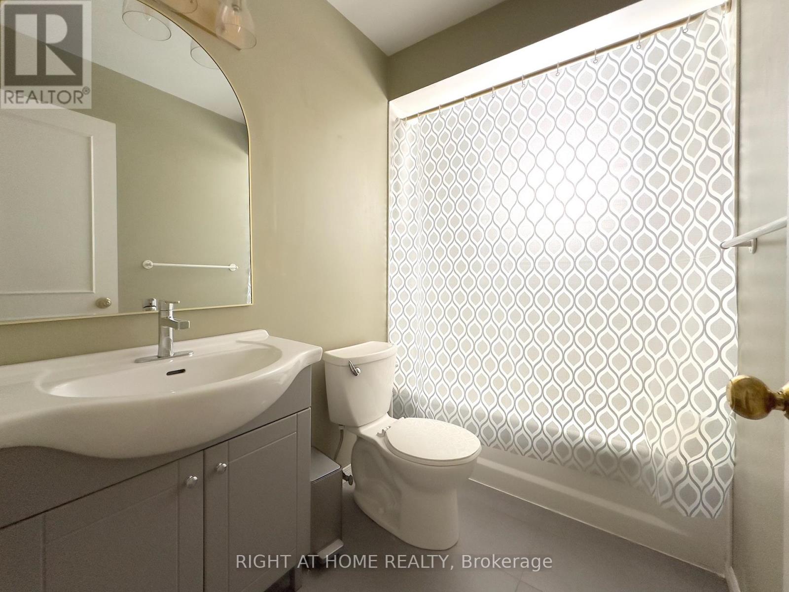 772 Wylan Court, Mississauga, Ontario  L5J 2T5 - Photo 21 - W12674794