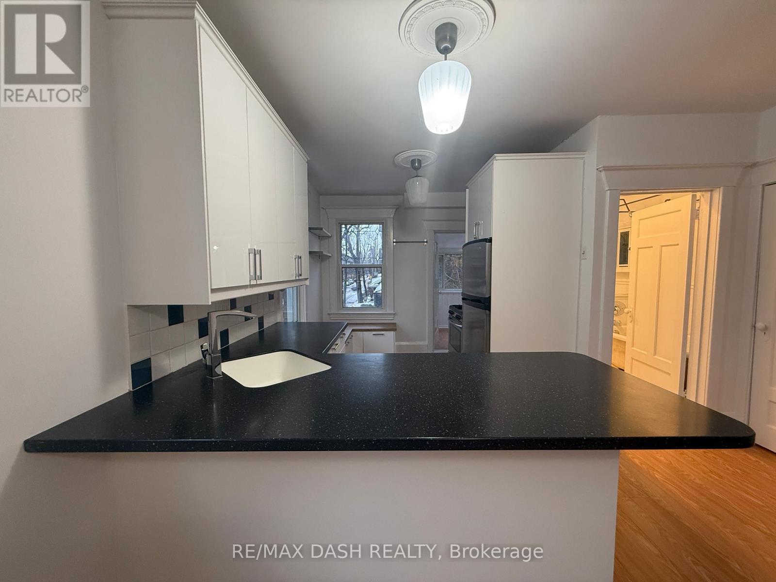 Upper - 54 Galley Avenue, Toronto, Ontario  M6R 1G8 - Photo 12 - W12674798