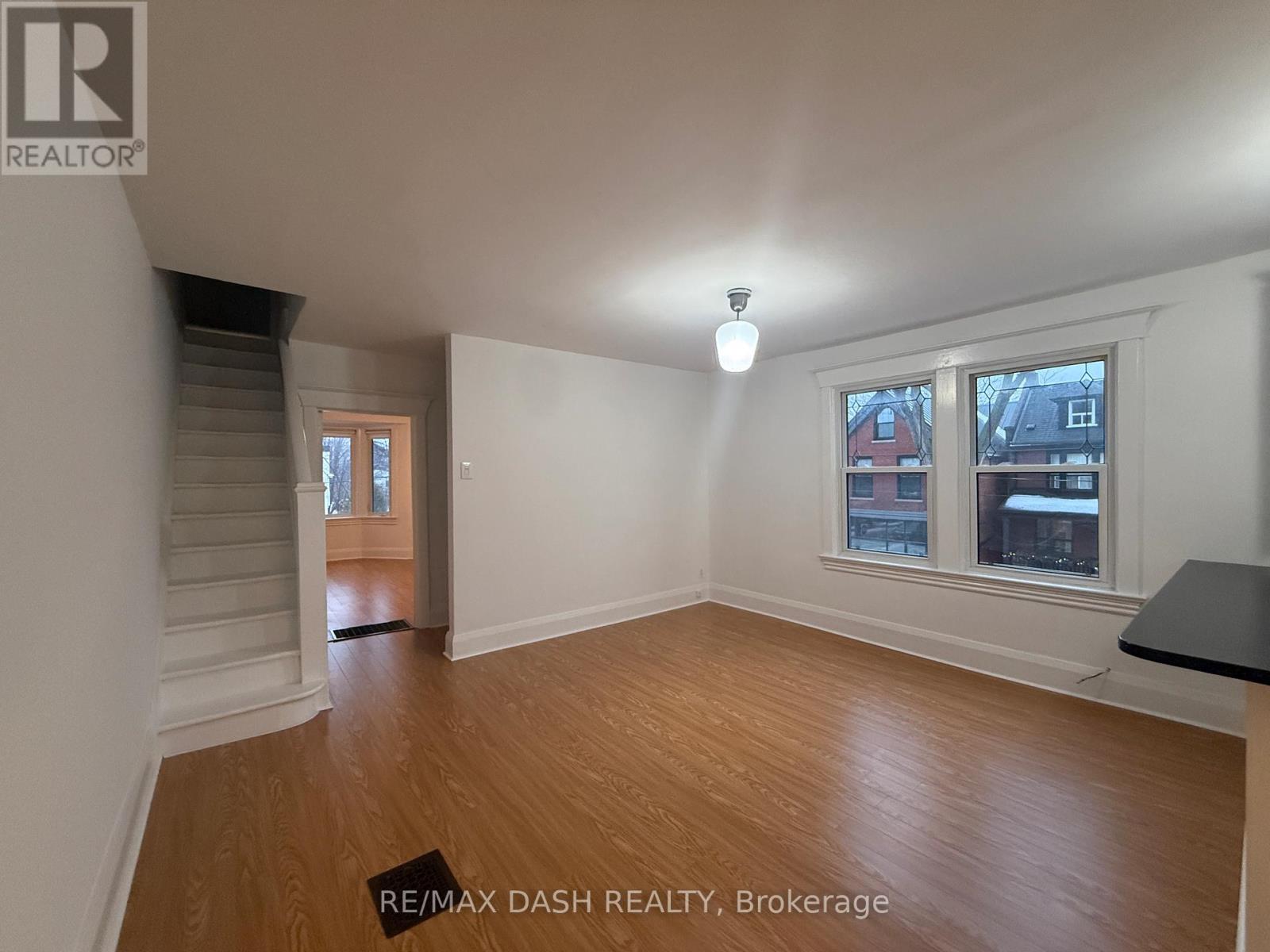 Upper - 54 Galley Avenue, Toronto, Ontario  M6R 1G8 - Photo 13 - W12674798