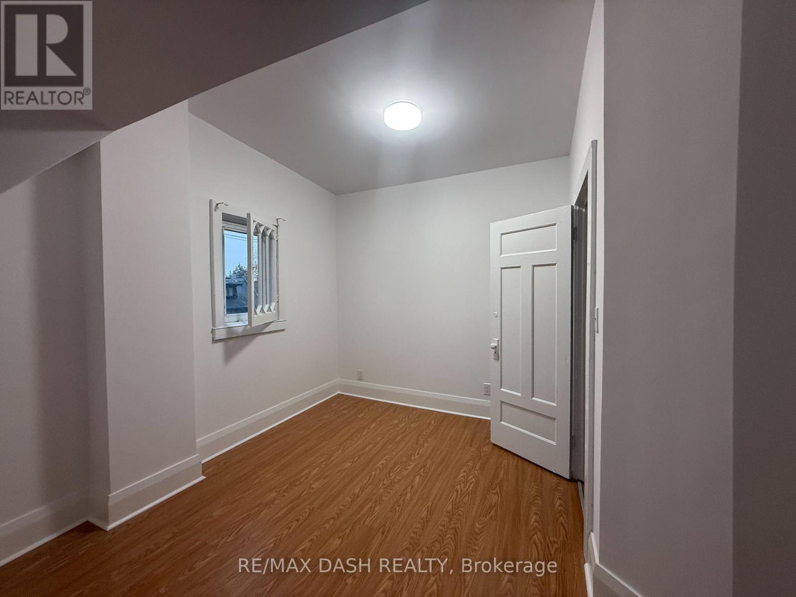Upper - 54 Galley Avenue, Toronto, Ontario  M6R 1G8 - Photo 20 - W12674798