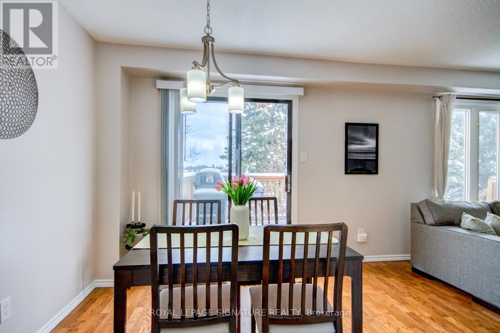 36 Rawling Crescent, Brampton, Ontario  L6Z 1N8 - Photo 6 - W12674814