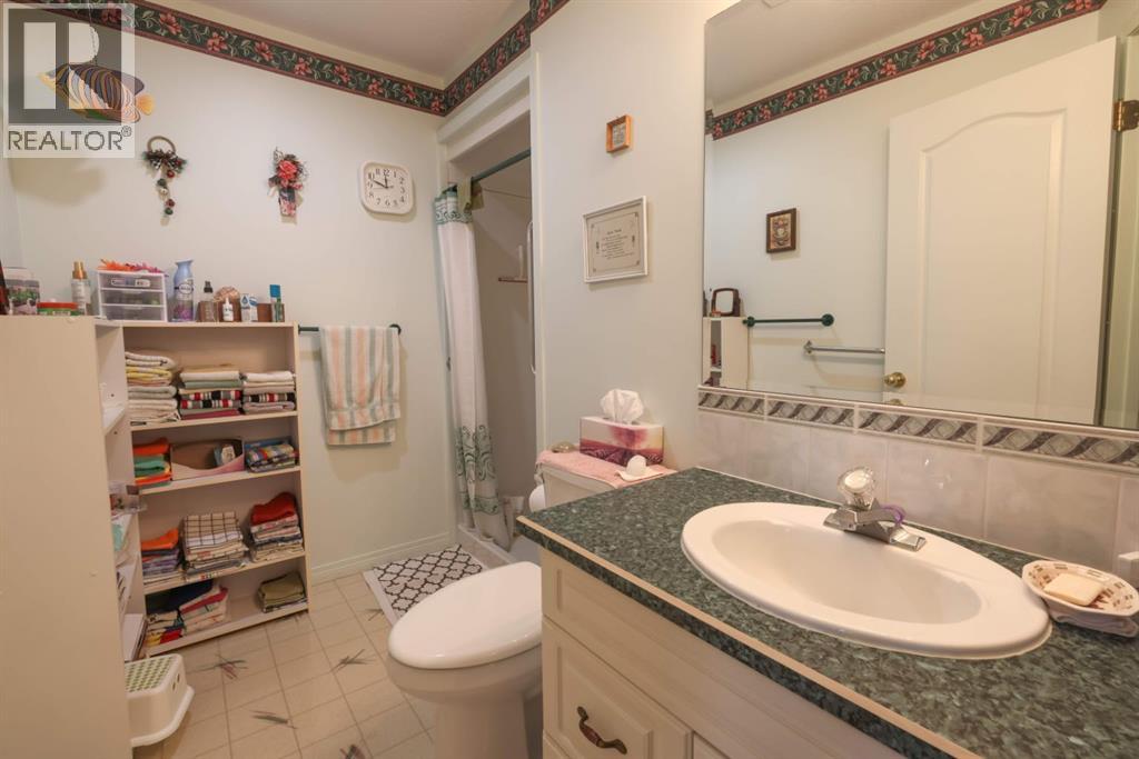 236, 5241 325a Township, Rural Mountain View County, Alberta  T0M 1X0 - Photo 18 - A2263938