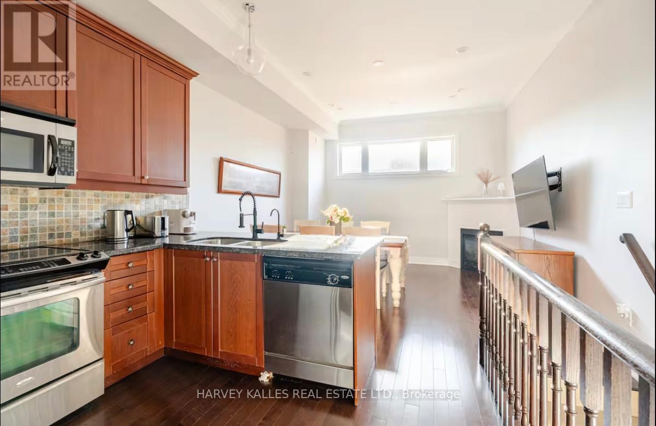 543c Parliament Street, Toronto, Ontario  M4X 1P7 - Photo 7 - C12545130