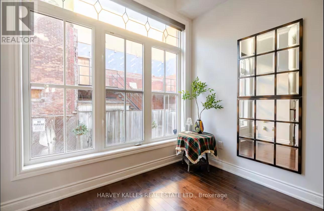 543c Parliament Street, Toronto, Ontario  M4X 1P7 - Photo 4 - C12545130