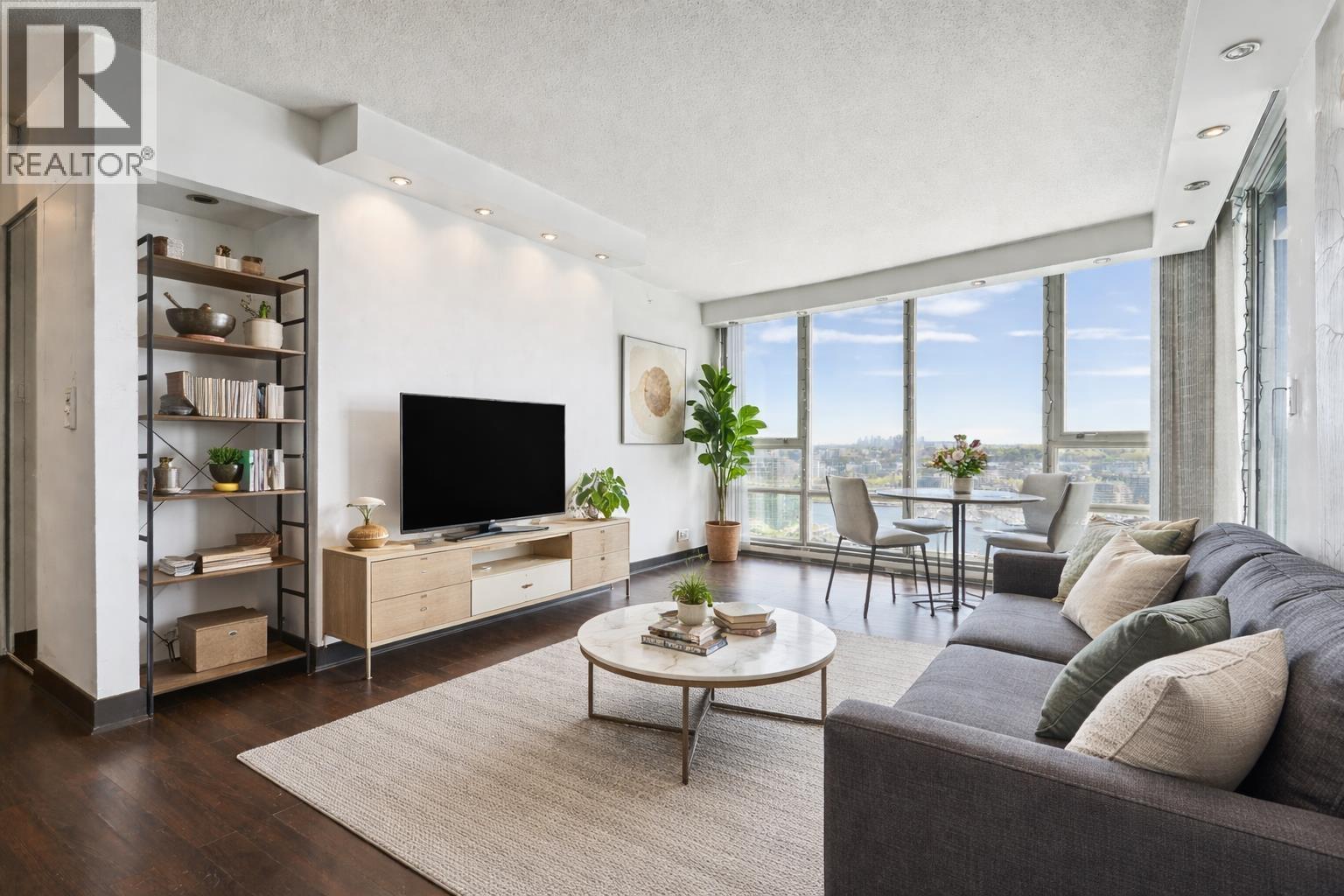 2201 1408 Strathmore Mews, Vancouver, British Columbia  V6Z 3A9 - Photo 2 - R3070227