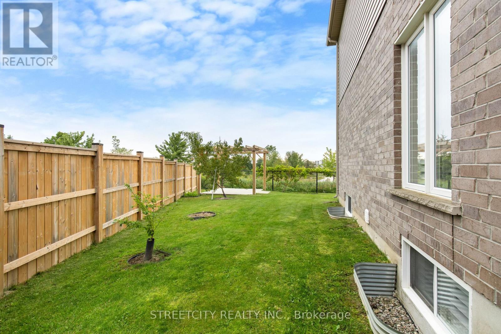 4453 Lismer Lane, London South, Ontario  N6L 0E1 - Photo 26 - X12674830