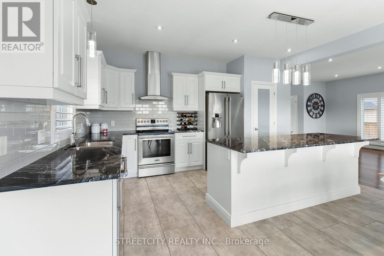 4453 Lismer Lane, London South, Ontario  N6L 0E1 - Photo 8 - X12674830