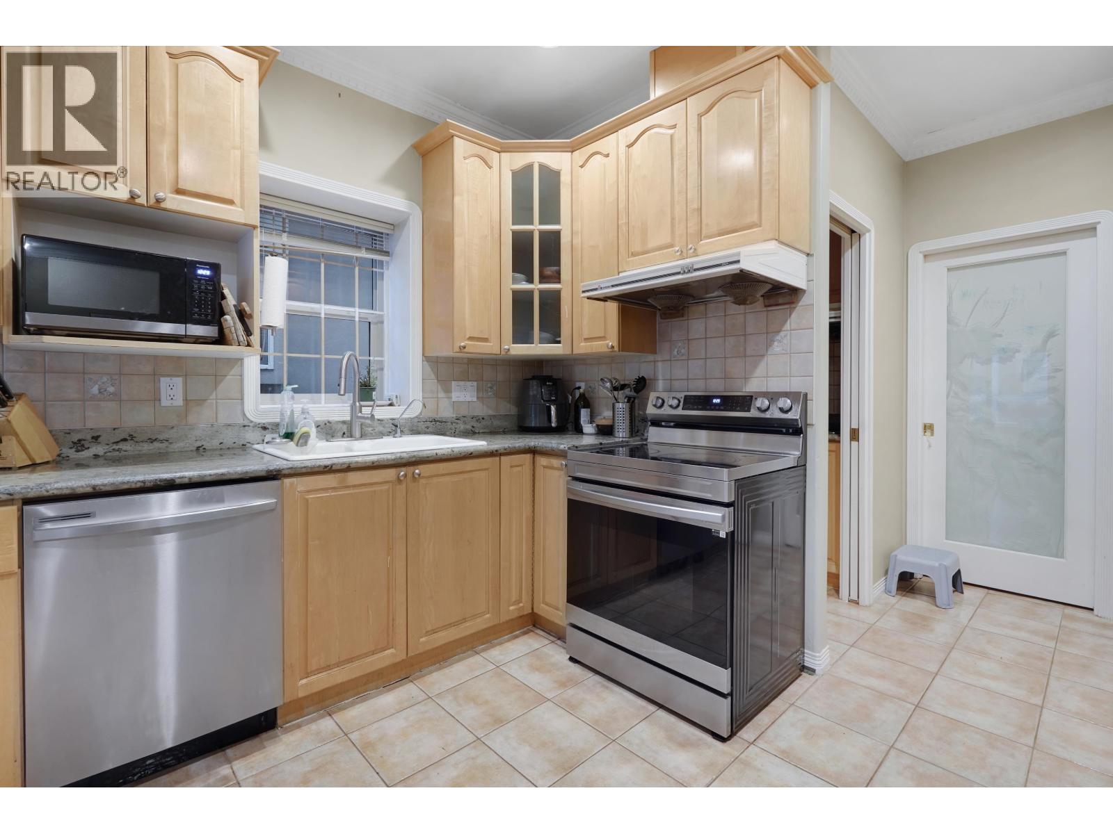 3263 W 38th Avenue, Vancouver, British Columbia V6N 2X5 - Photo 12 - R3075236