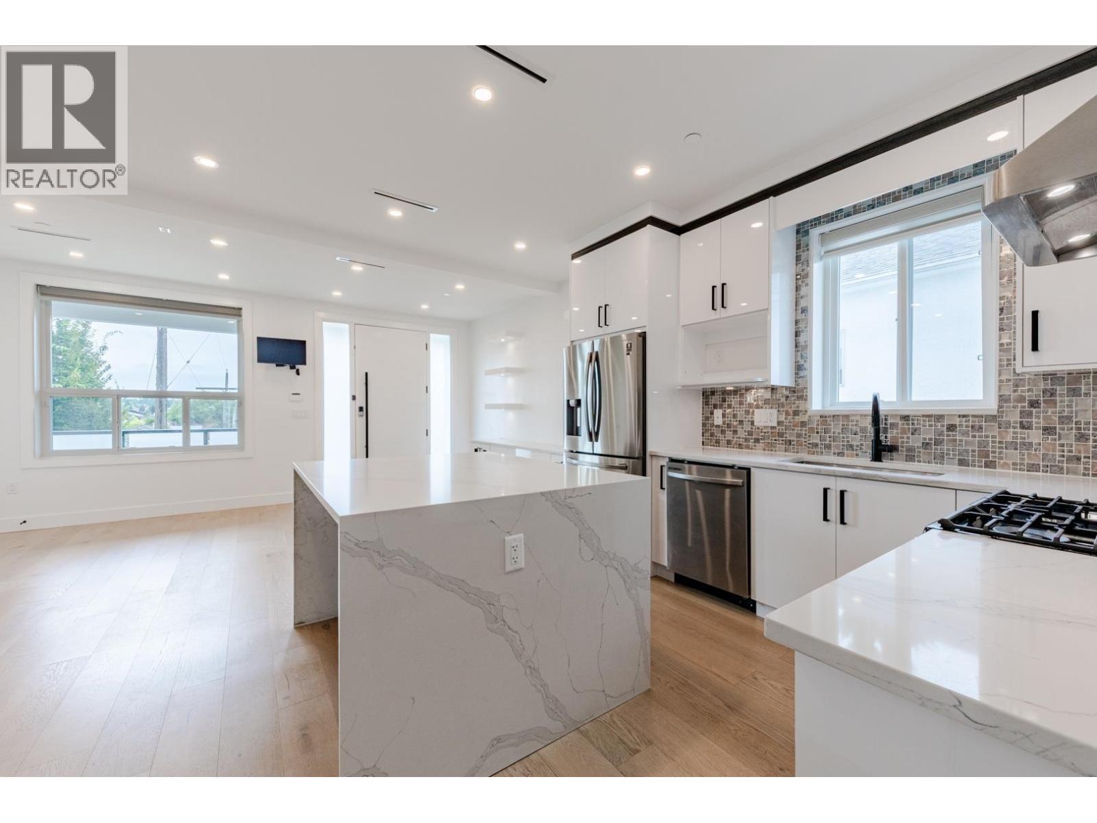 2723 Turner Street, Vancouver, British Columbia  V5K 2G8 - Photo 13 - R3076962