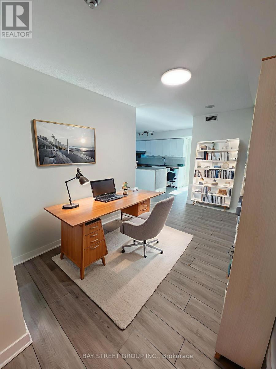 1111 - 33 Singer Court, Toronto, Ontario  M2K 0B4 - Photo 4 - C12661060