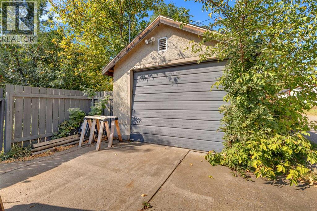 5006 55 Avenue, Ponoka, Alberta  T4J 1H3 - Photo 27 - A2258795