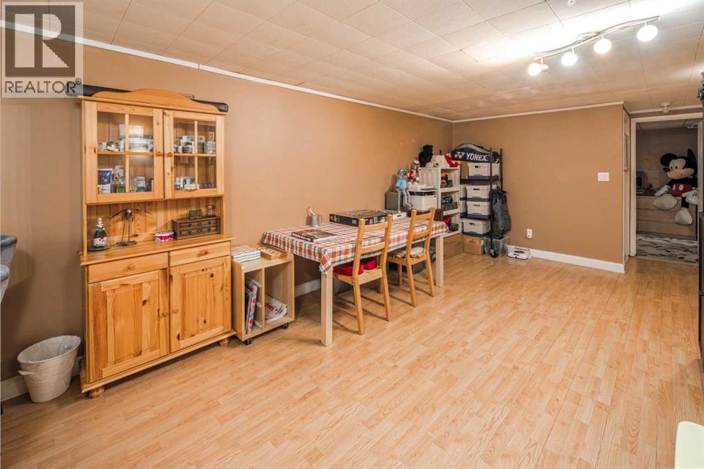 112 Shawmeadows Crescent Sw, Calgary, Alberta  T2Y 1A9 - Photo 21 - A2267684