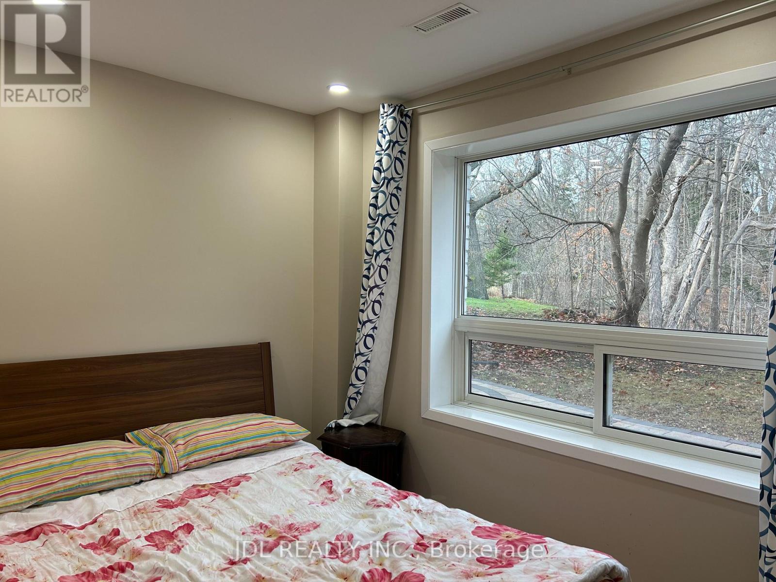 Room 5 - 62 Banstock  Dr Drive, Toronto, Ontario  M2K 2H6 - Photo 3 - C12674842