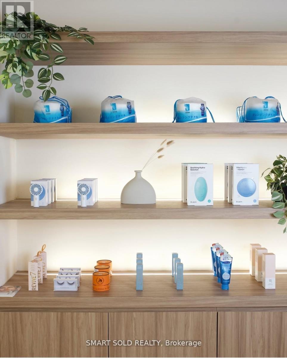 205 - 621 Sheppard Avenue E, Toronto, Ontario  M2K 0G4 - Photo 2 - C12674850