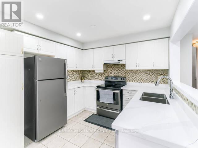 6 Dawson Crescent, Milton, Ontario  L9T 5H8 - Photo 11 - W12674844